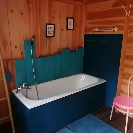 Maison Boheme En Pleine Foret// Dolly Waikiki *